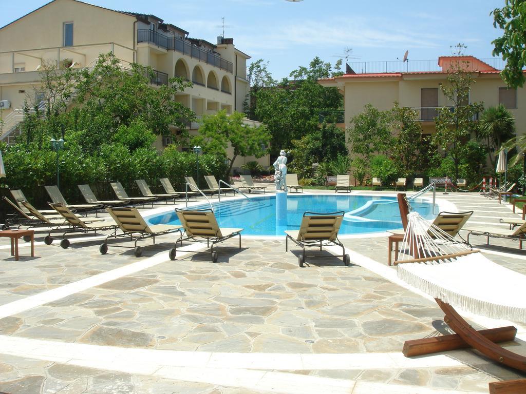 Hotel Sant'Agata Sant'Agata sui due Golfi Exterior photo